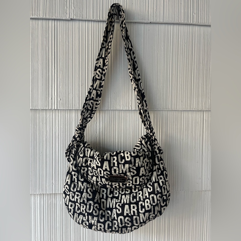 Marc Jacobs Monochrome Logo Shoulder Bag